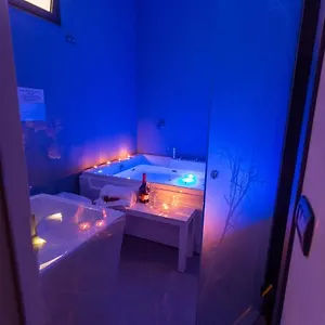 Etnea 208 Luxury Jacuzzi Bed & Breakfast