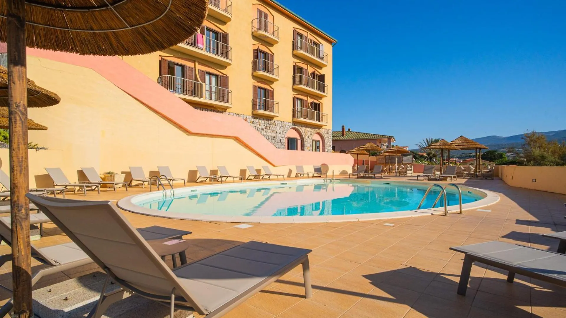 Felix Hotels - Hotel La Baja Santa Caterina Di Pittinuri   Santa Caterina Di Pittinuri (Sardinia)