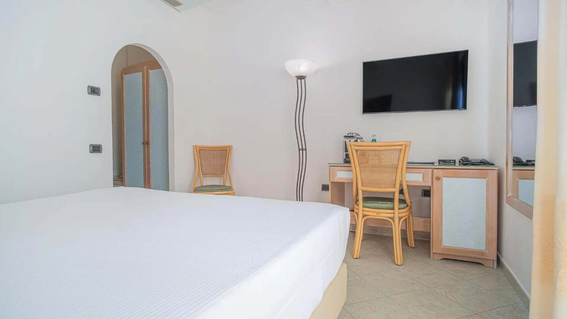Felix Hotels - Hotel La Baja Santa Caterina Di Pittinuri  Italy