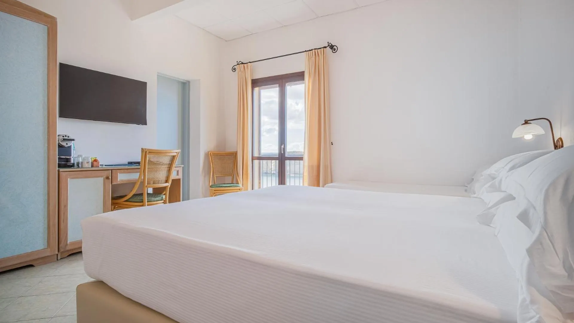 Felix Hotels - Hotel La Baja Santa Caterina Di Pittinuri  Italy